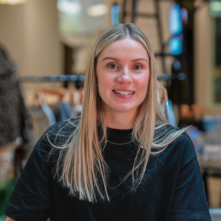 Make your future in food technology<br/>
<img src="/storage/app/media/early-careers-2025/111277_Logo_MoveFwd_FutureMaker.png" alt="Sainsbury's MoveFWD Programme to Become a FutureMaker Logo" style="max-height: 44px; max-width: 100%;">